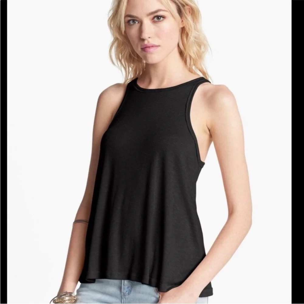 Bundled size xs Long Beach free people tanks